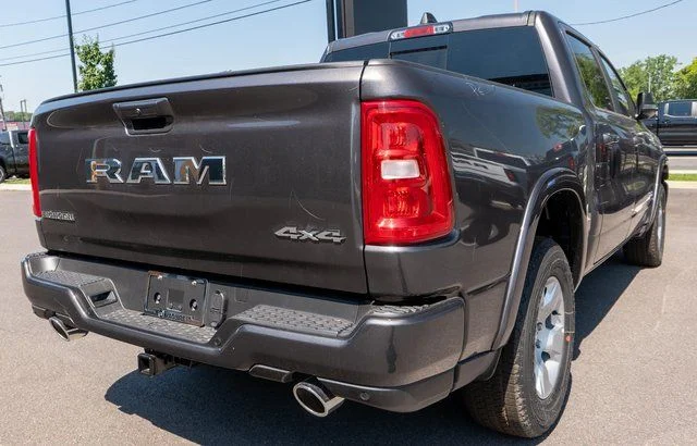 New 2026 Granite Crystal Metallic Clear-Coat Exterior Paint RAM Big Horn/Lone Star image 5