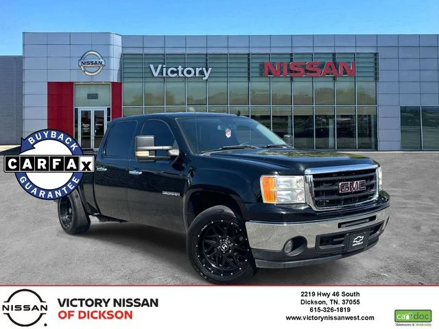 Used 2011 Black GMC SLE image 1