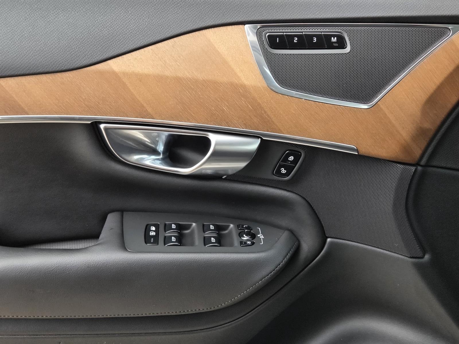 Used 2023 Bright Dusk Metallic Volvo Core image 29