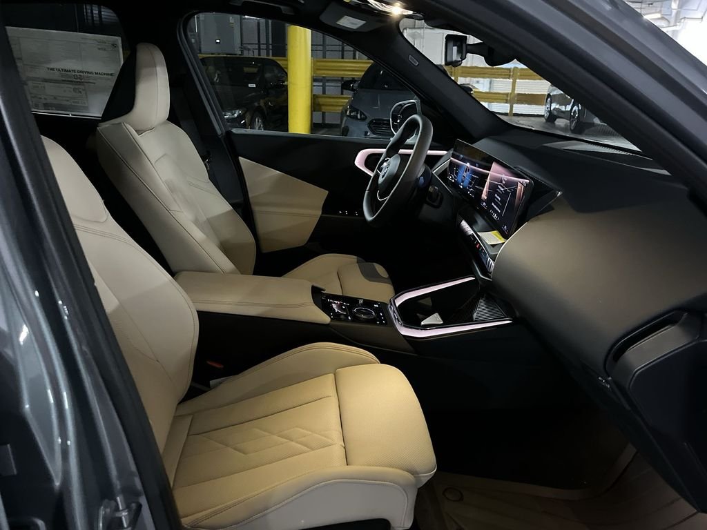 2025 BMW X3 30 - Photo 25