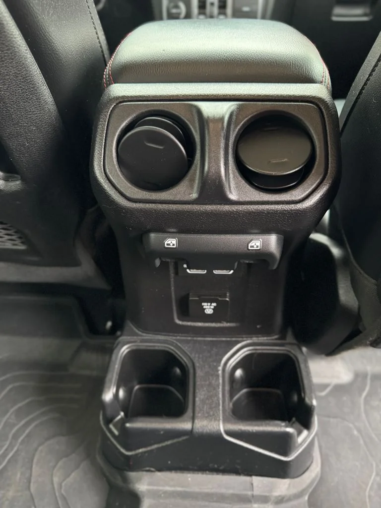 Used 2021 Sting-Gray Clearcoat Jeep Rubicon image 26