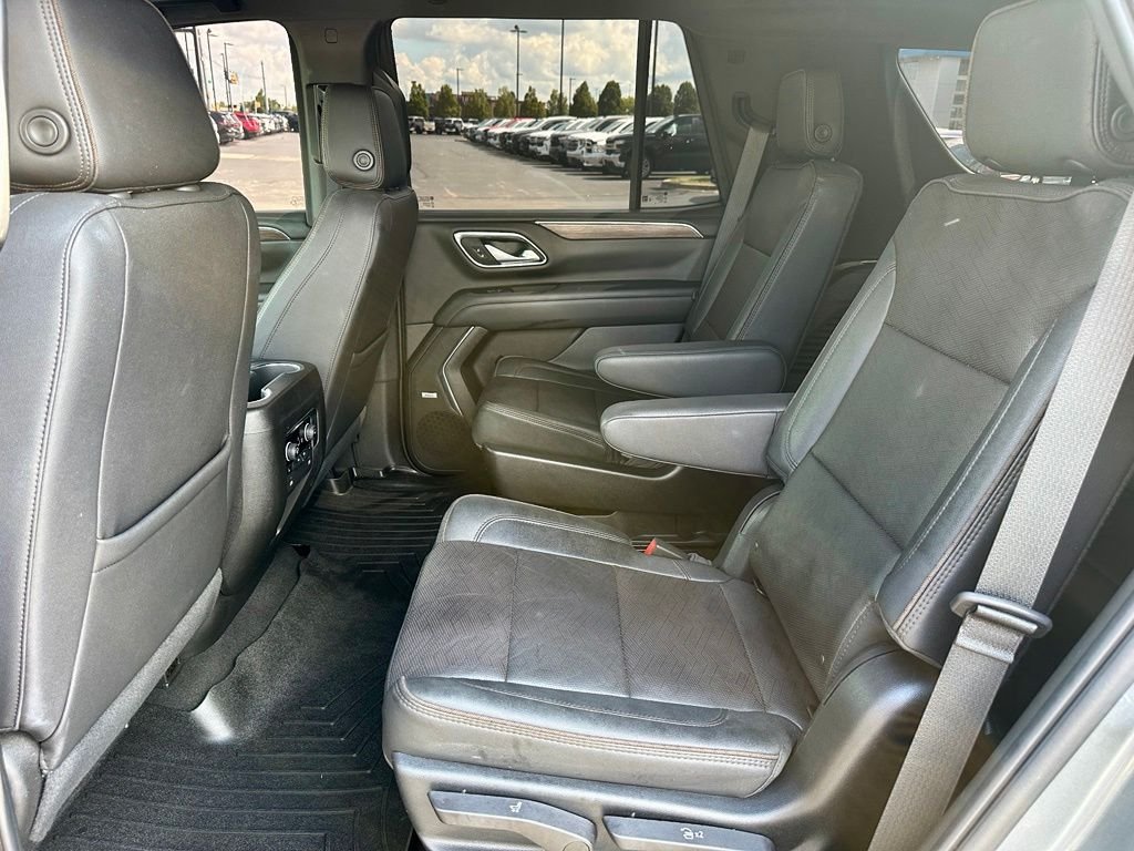Used 2022 Gray Chevrolet High Country image 18