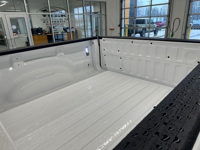 New 2026 Bright White Clear-Coat Exterior Paint RAM Laramie image 19