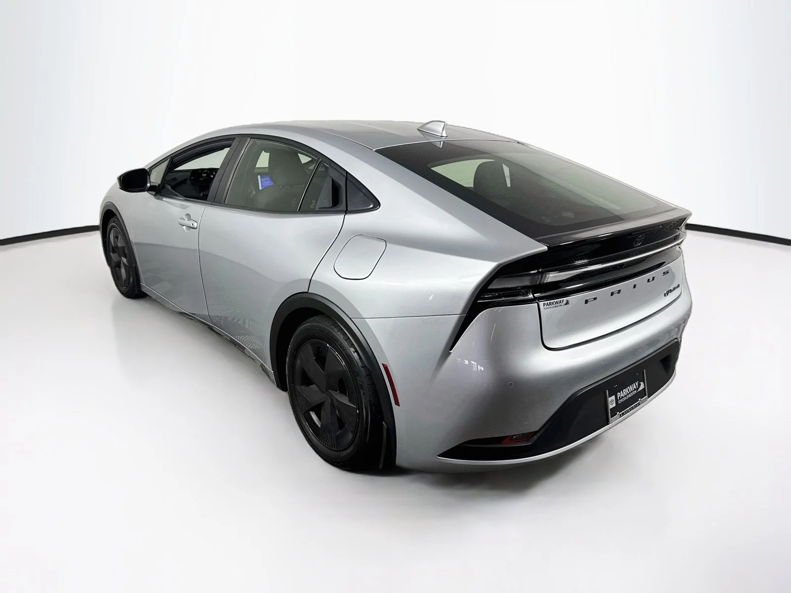 Used 2023 Silver Toyota SE image 5