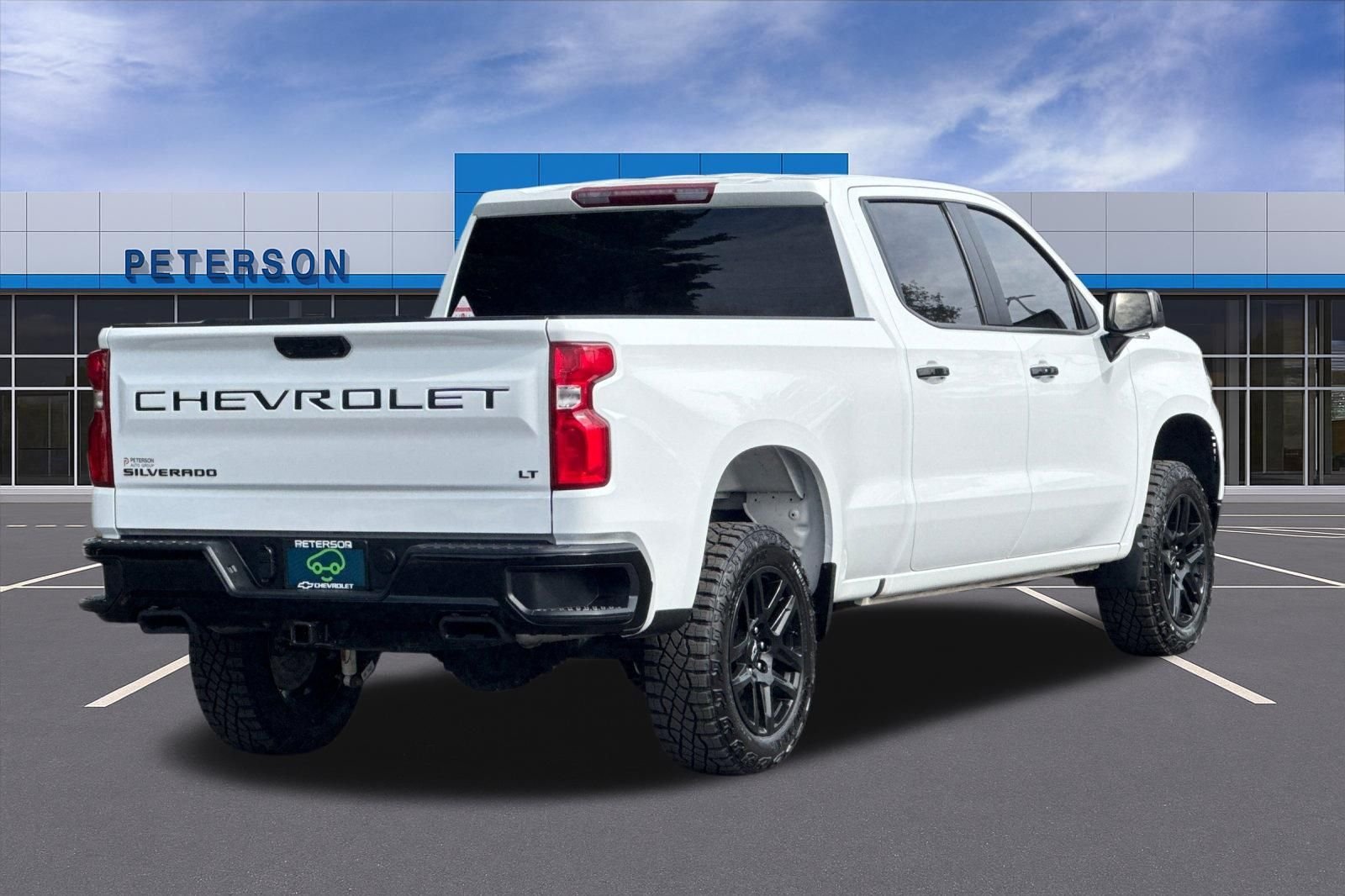 Used 2023 White Chevrolet LT Trail Boss image 4