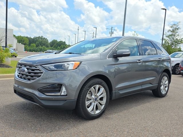 Used 2022 Gray Metallic Ford Titanium image 7