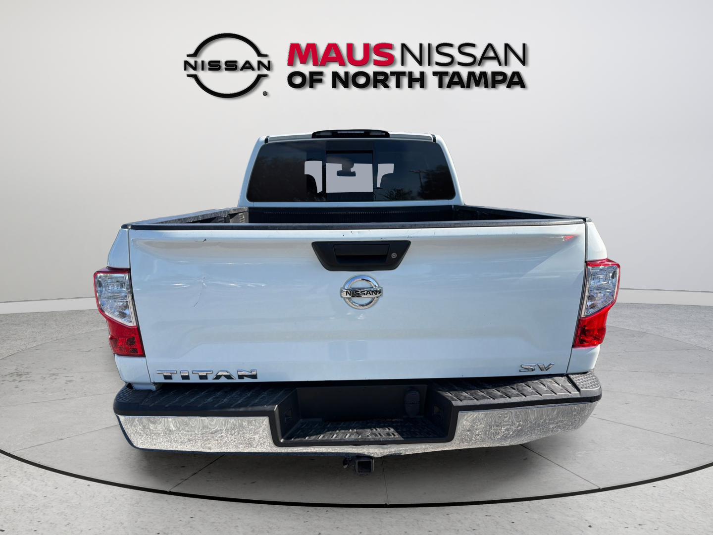 Used 2017 White Nissan SV image 7