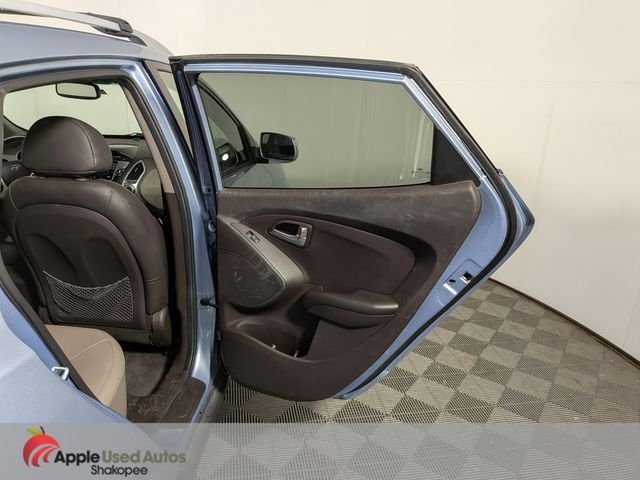 Used 2013 Blue Hyundai GLS image 26