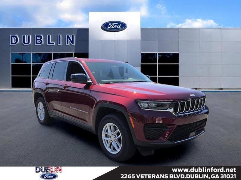 2025 Jeep Grand Cherokee Laredo X's photo