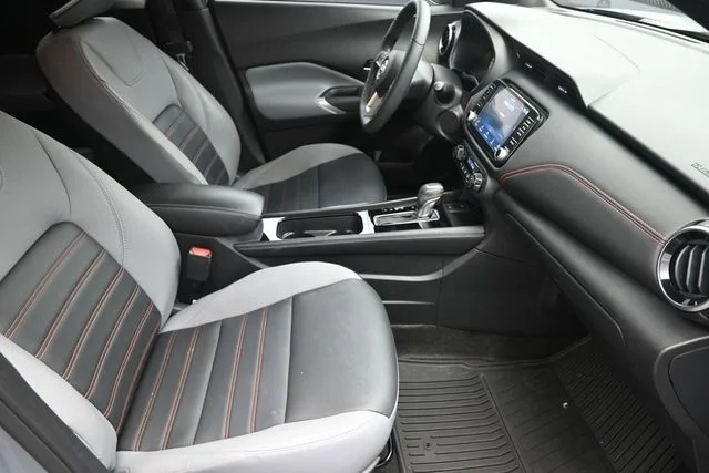 Used 2023 Gray Nissan SR image 36