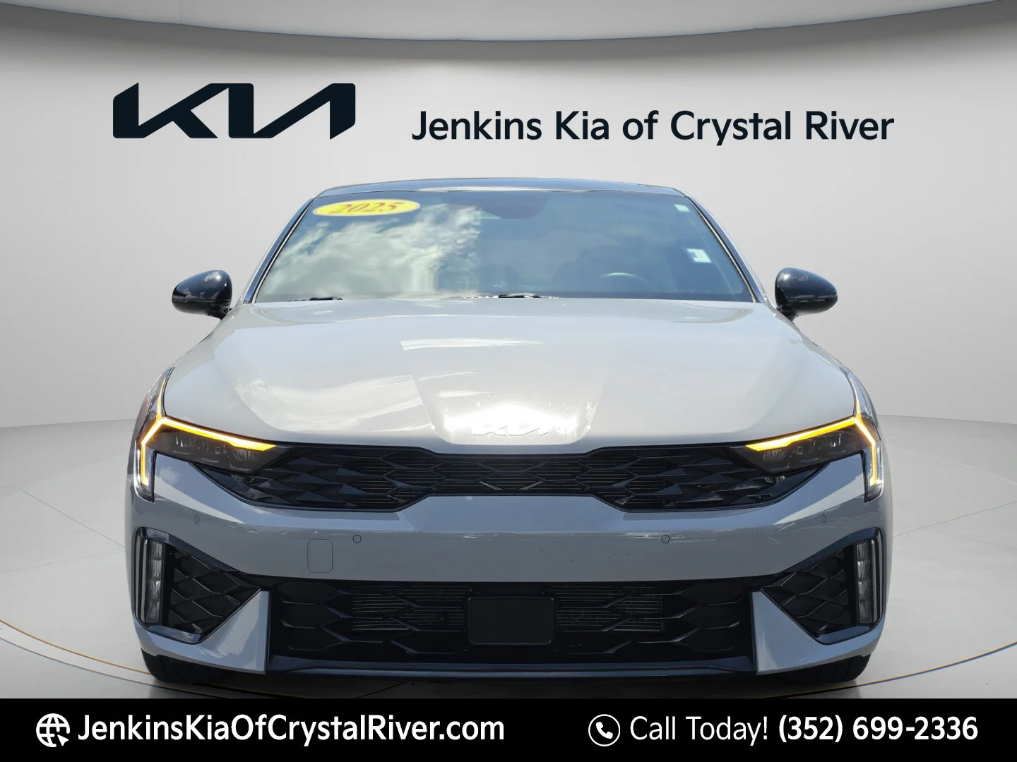 Used 2025 Wolf Gray Kia GT-Line image 12