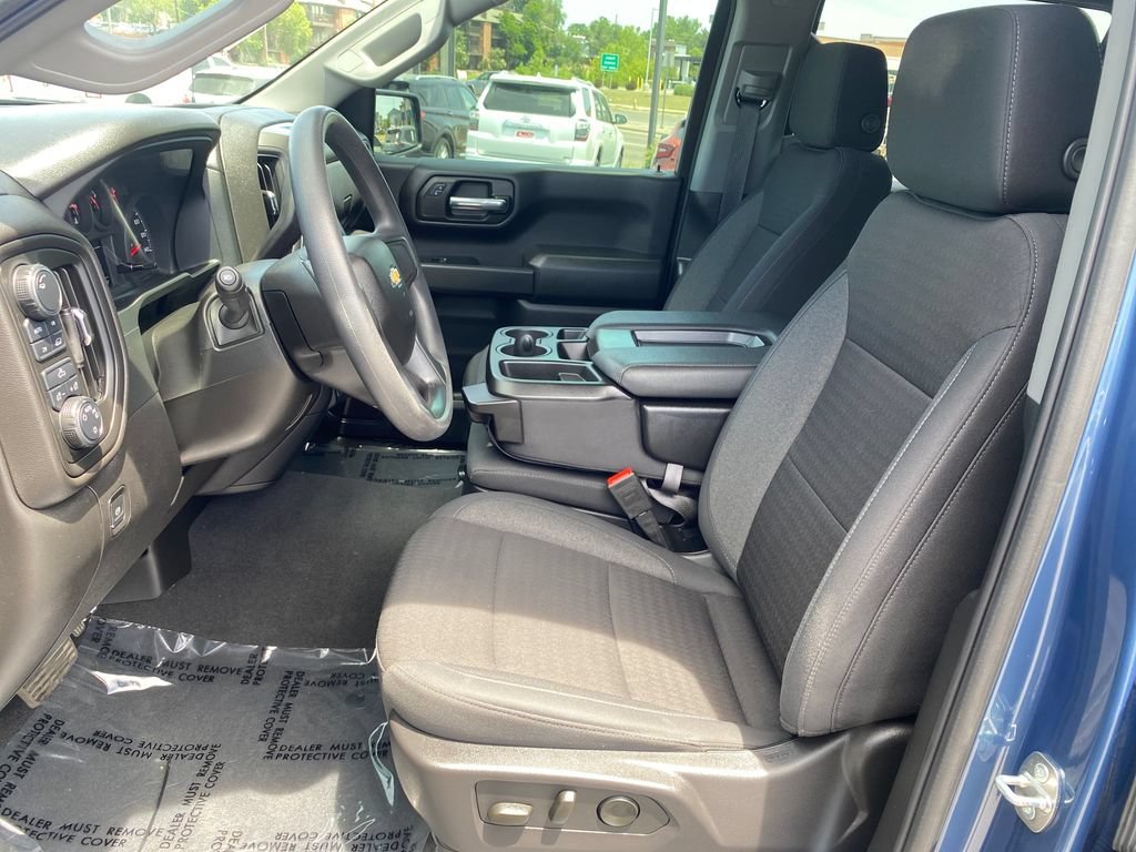 Used 2024 Lakeshore Blue Metallic Chevrolet Custom image 9