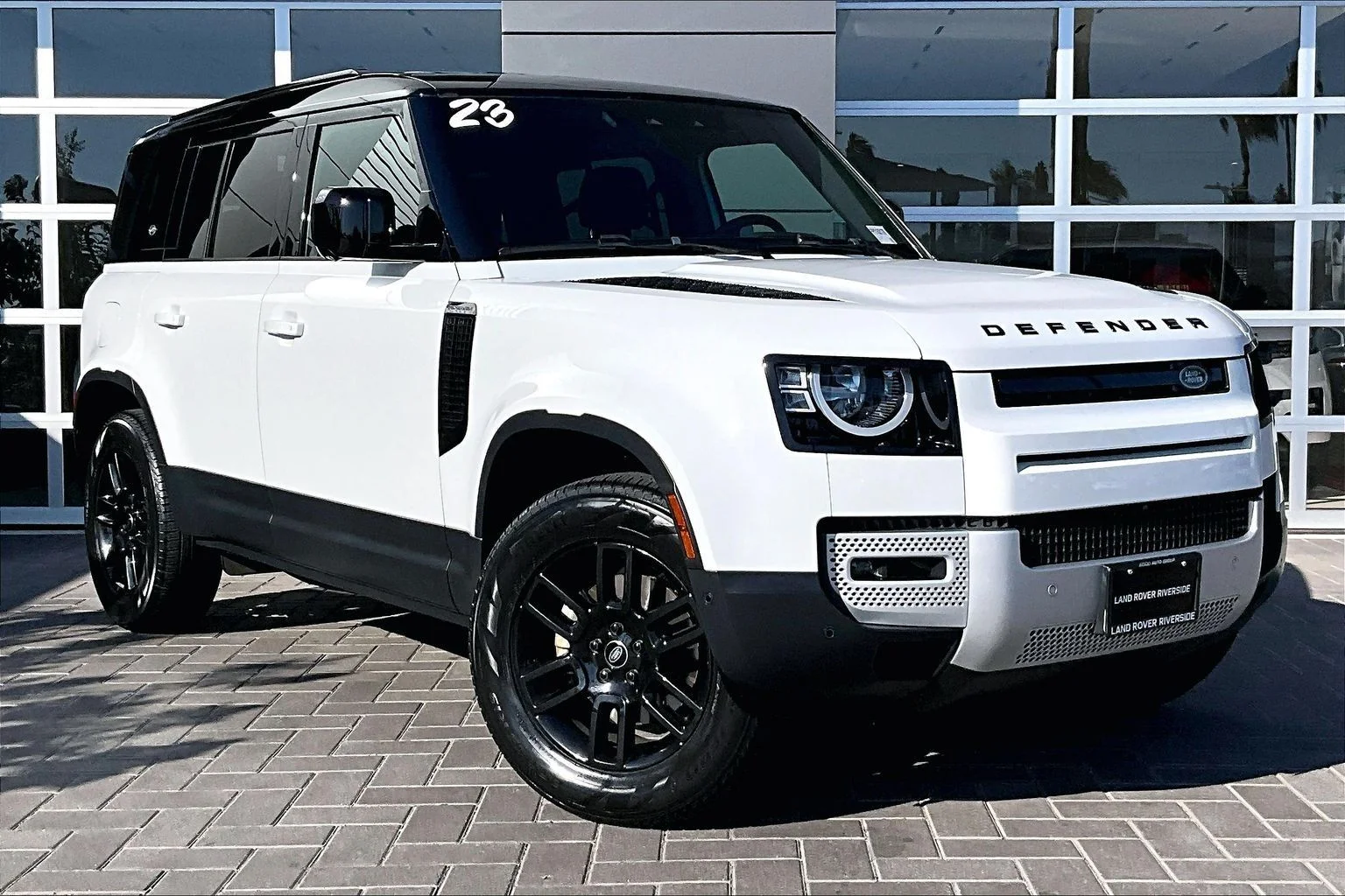 Certified Used 2023 White Land Rover S image 3