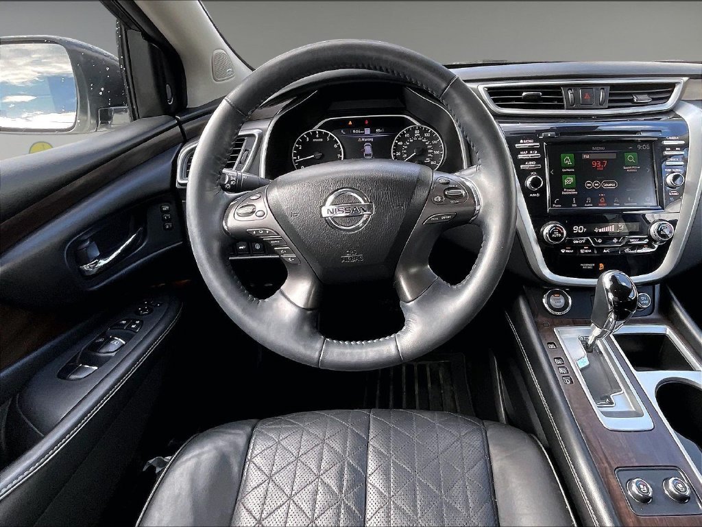 Used 2020 Pearl White Tricoat Nissan Platinum image 17