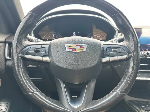 Used 2020 Black Cadillac Sport image 23