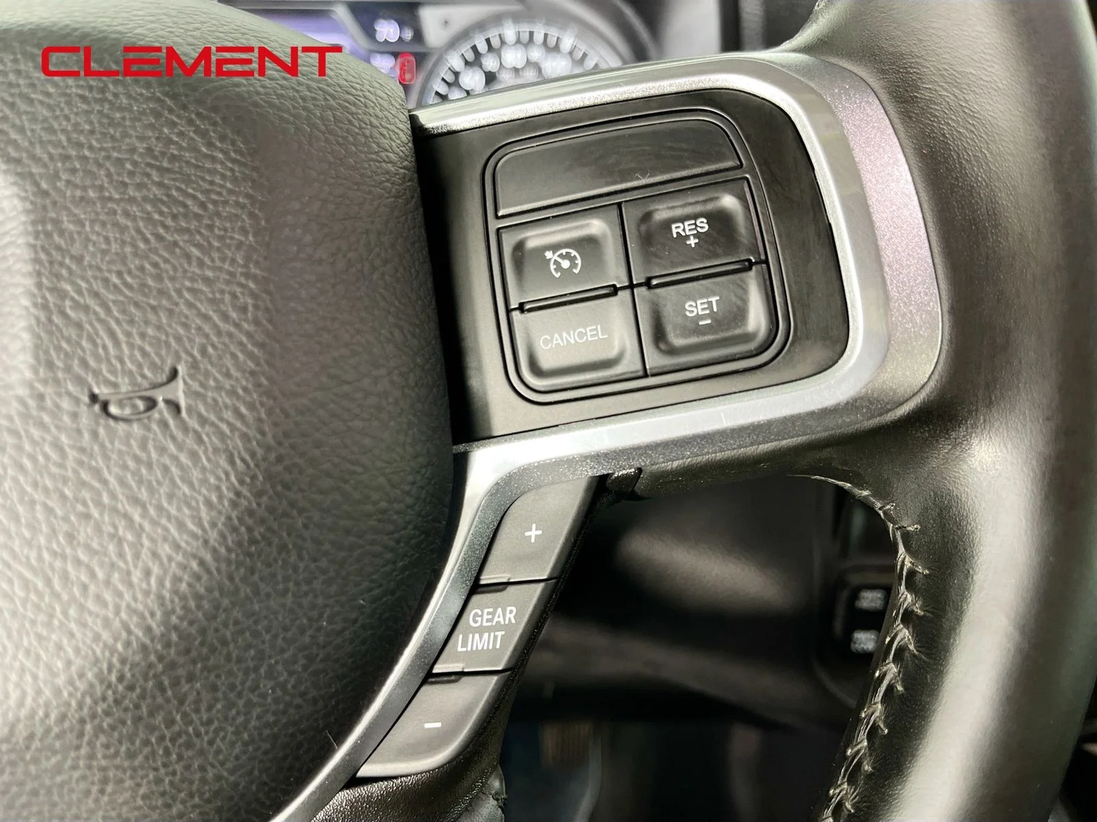 2022 RAM Ram 3500 Pickup Laramie - Photo 15