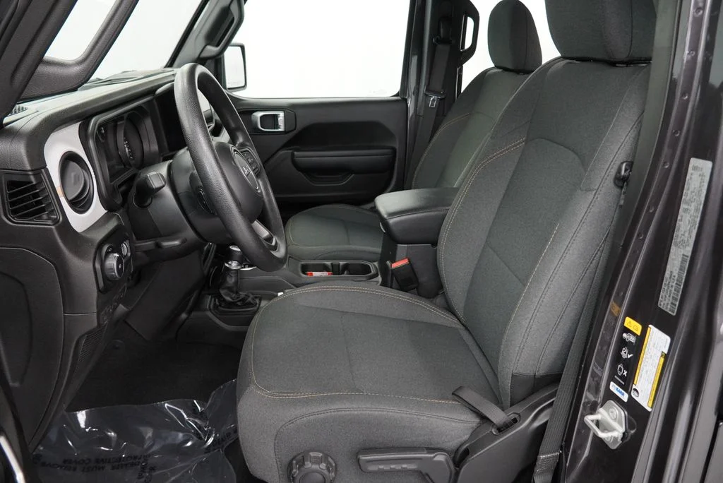 Used 2024 Gray Jeep Sport image 3