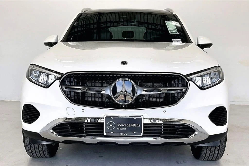 New 2026 Polar White Mercedes-Benz GLC 300 image 15