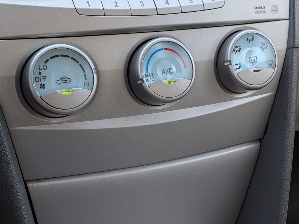 Used 2009 Gray Toyota Base CE image 21