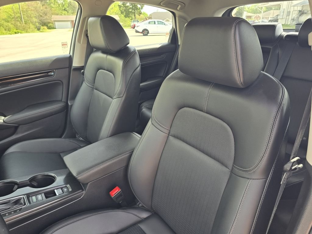 2024 Honda Civic Hatchback EX-L - Photo 12