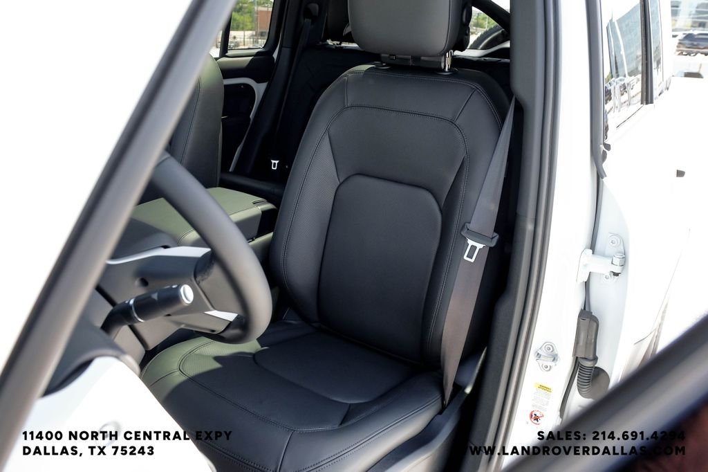 New 2026 Fuji White Land Rover S image 33