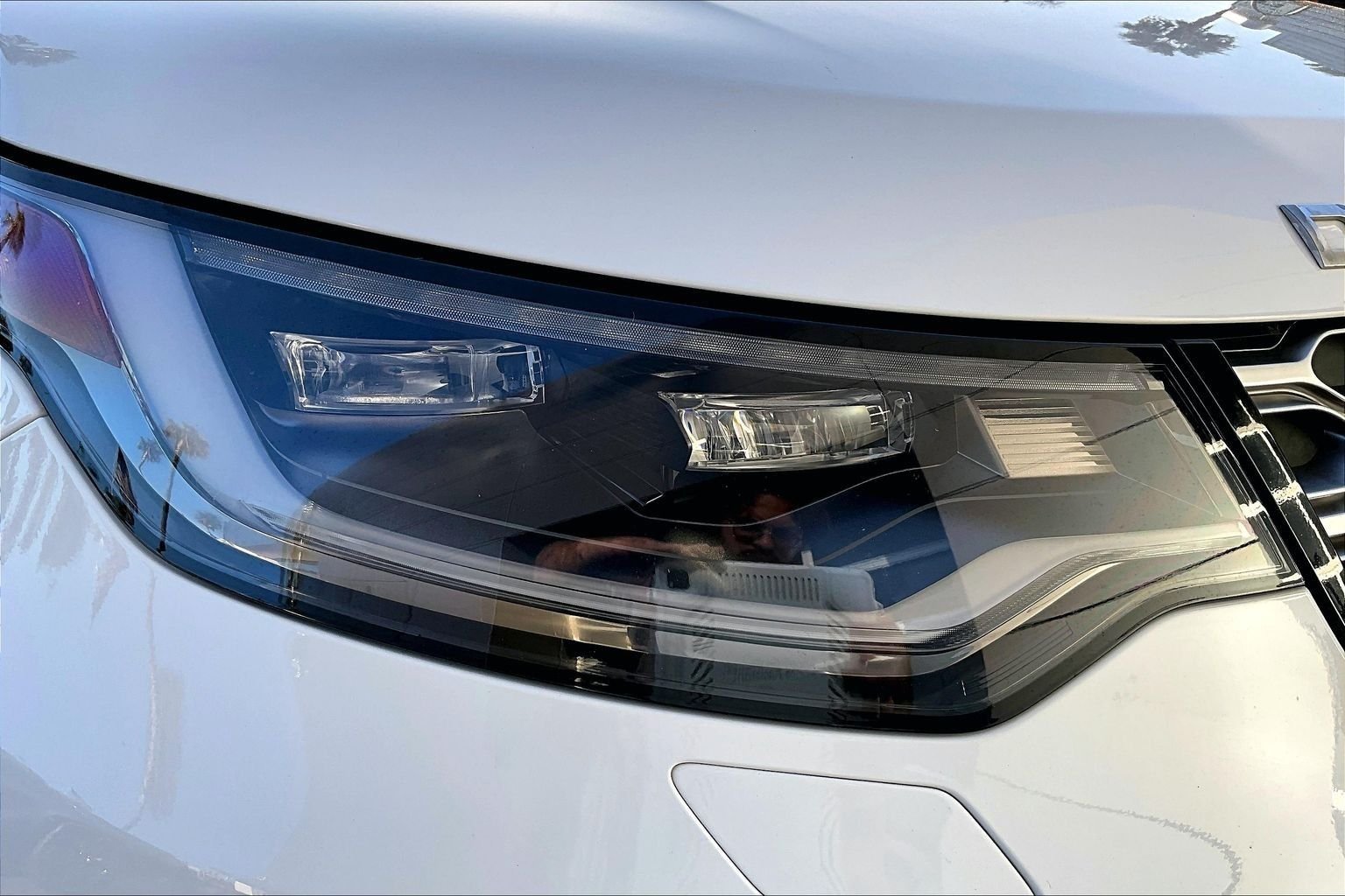 Used 2021 White Land Rover S image 27