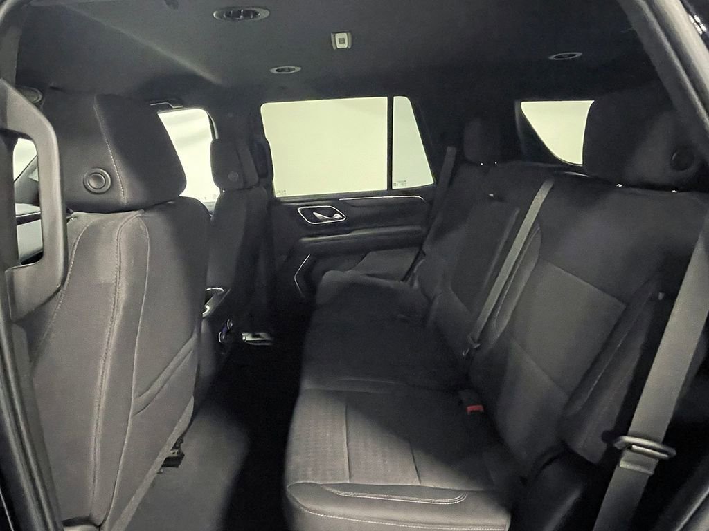 Used 2022 Black Chevrolet LS image 17