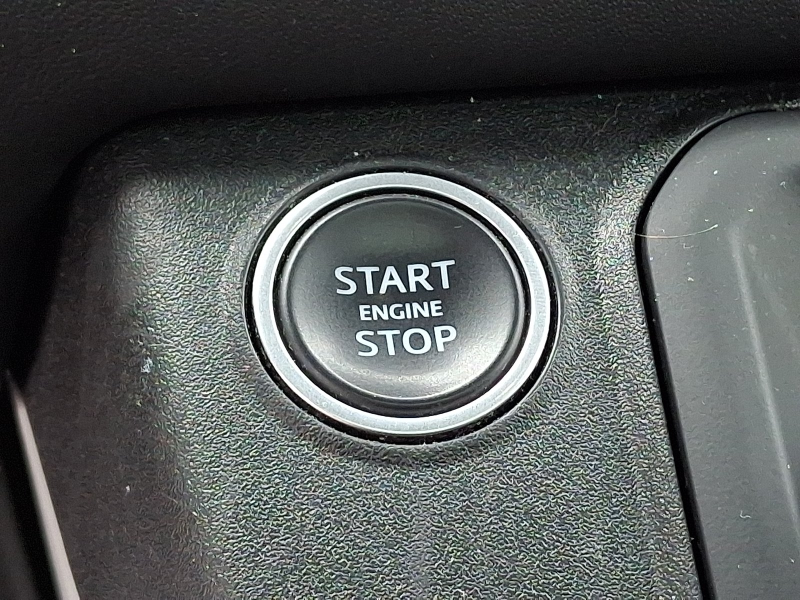 Used 2022 Fuji White - 1AA Land Rover 110 X-Dynamic HSE image 25