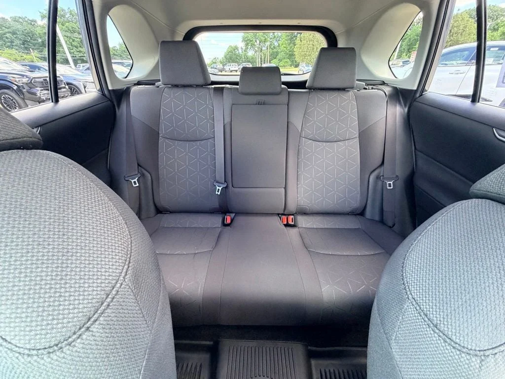 Used 2019 Magnetic Gray Met. Toyota XLE image 23