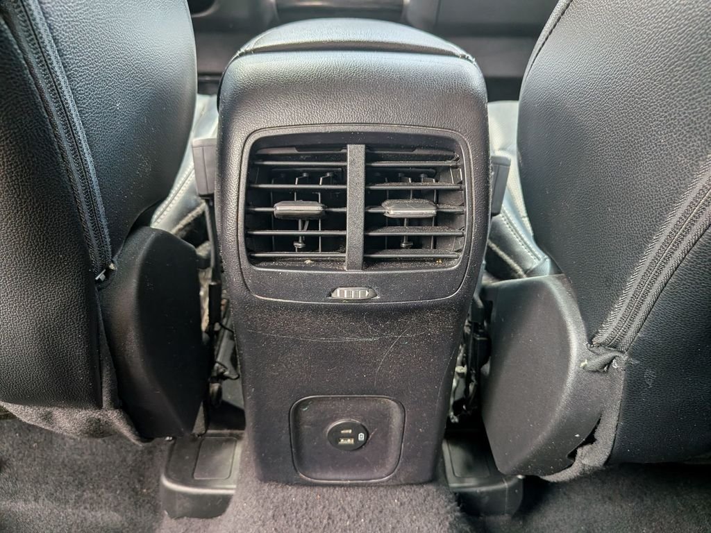 Used 2022 Blue Metallic Ford SEL image 33