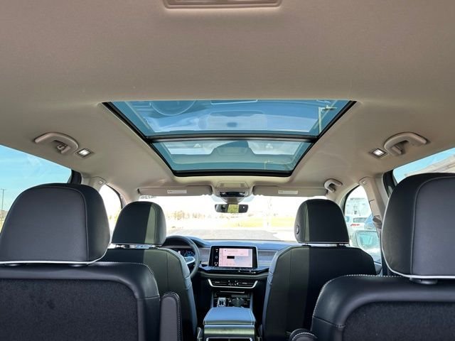New 2026 Pure Gray Volkswagen 2.0T SEL Premium R-Line image 22