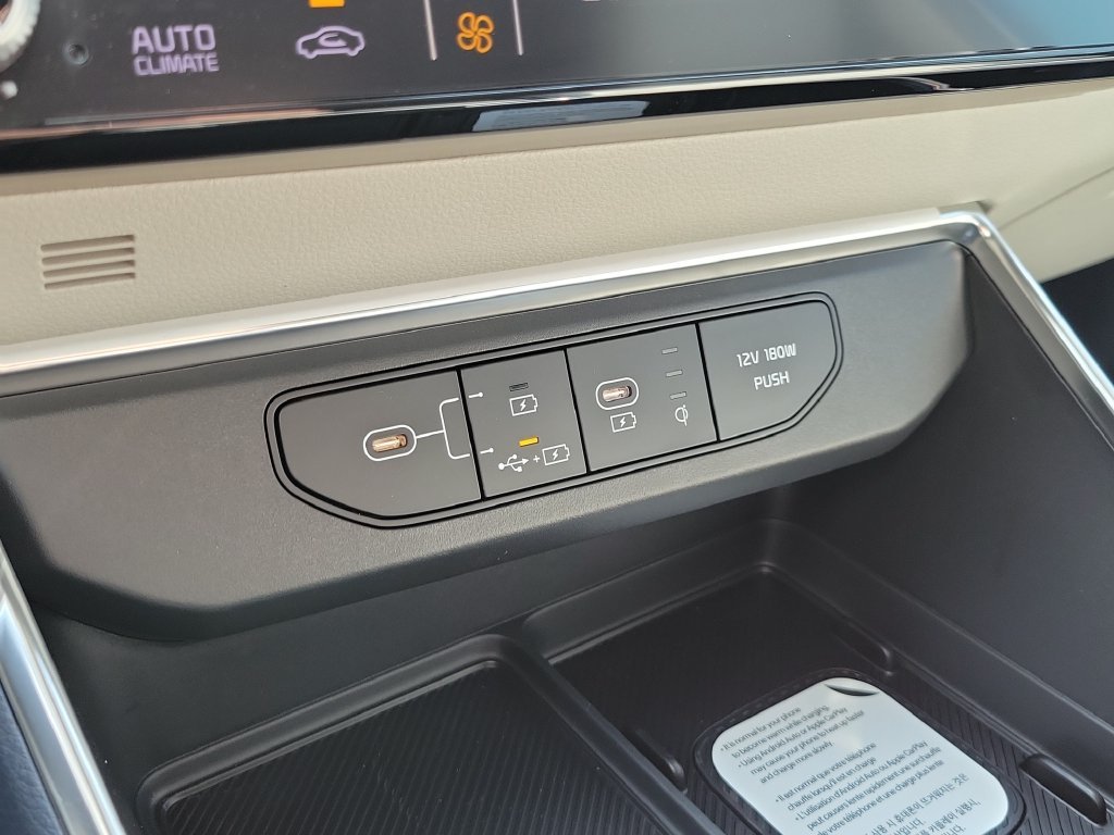 New 2026 Snow White Pearl Kia EX image 34