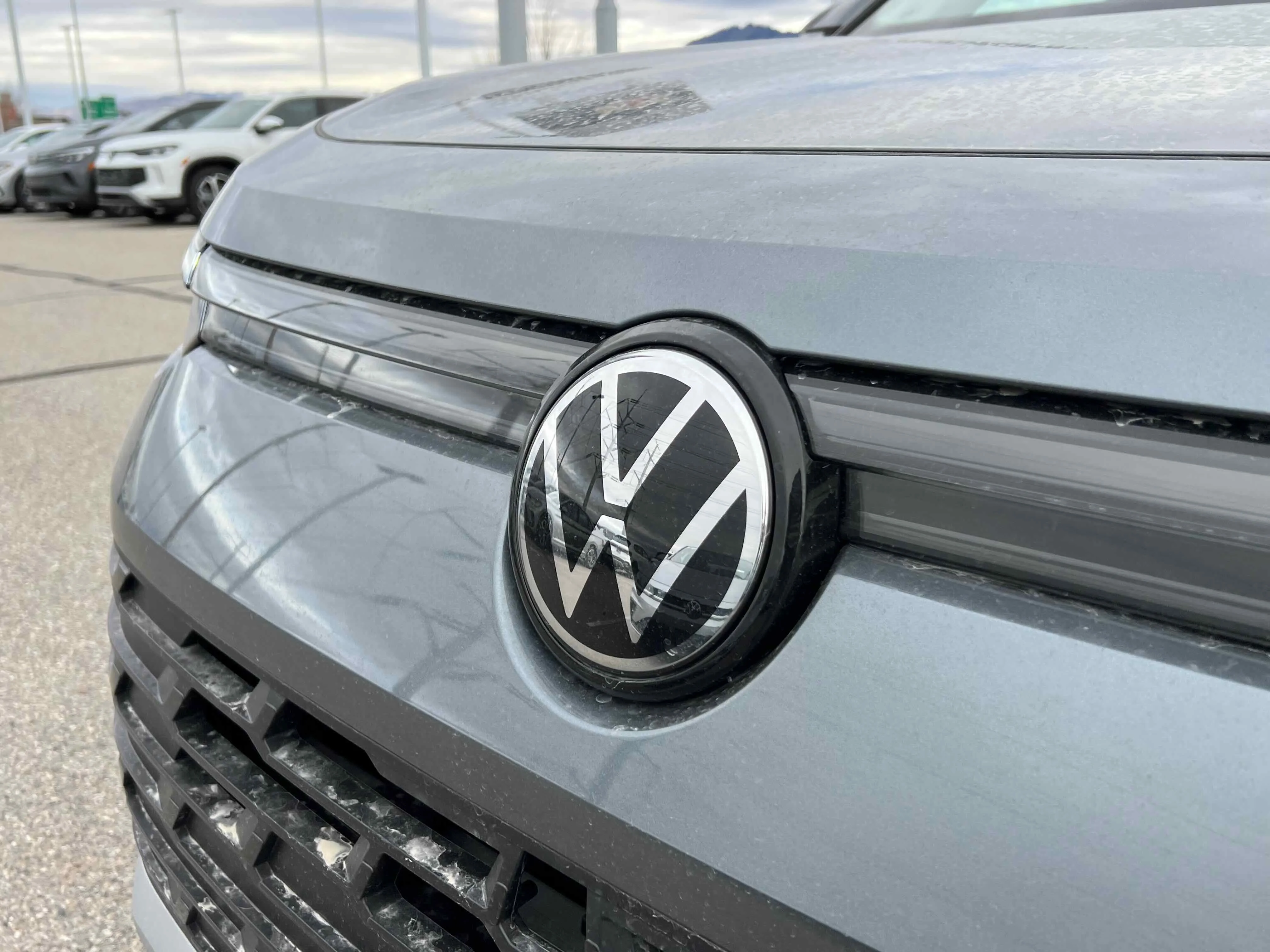 New 2026 Platinum Gray Volkswagen S image 7