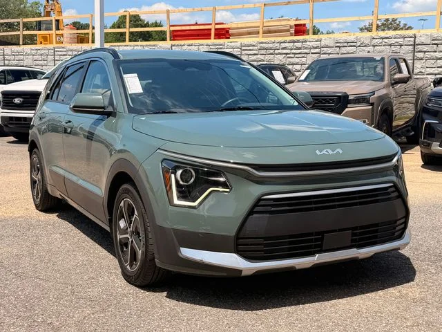 Certified Used 2023 Green Kia EX image 7