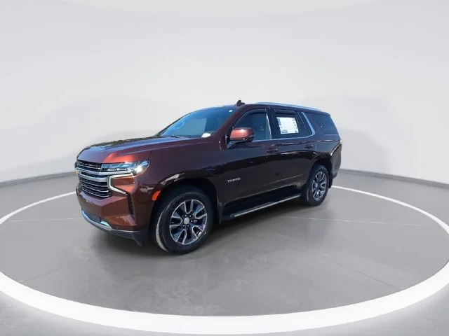 Used 2022 Orange Chevrolet LT image 4