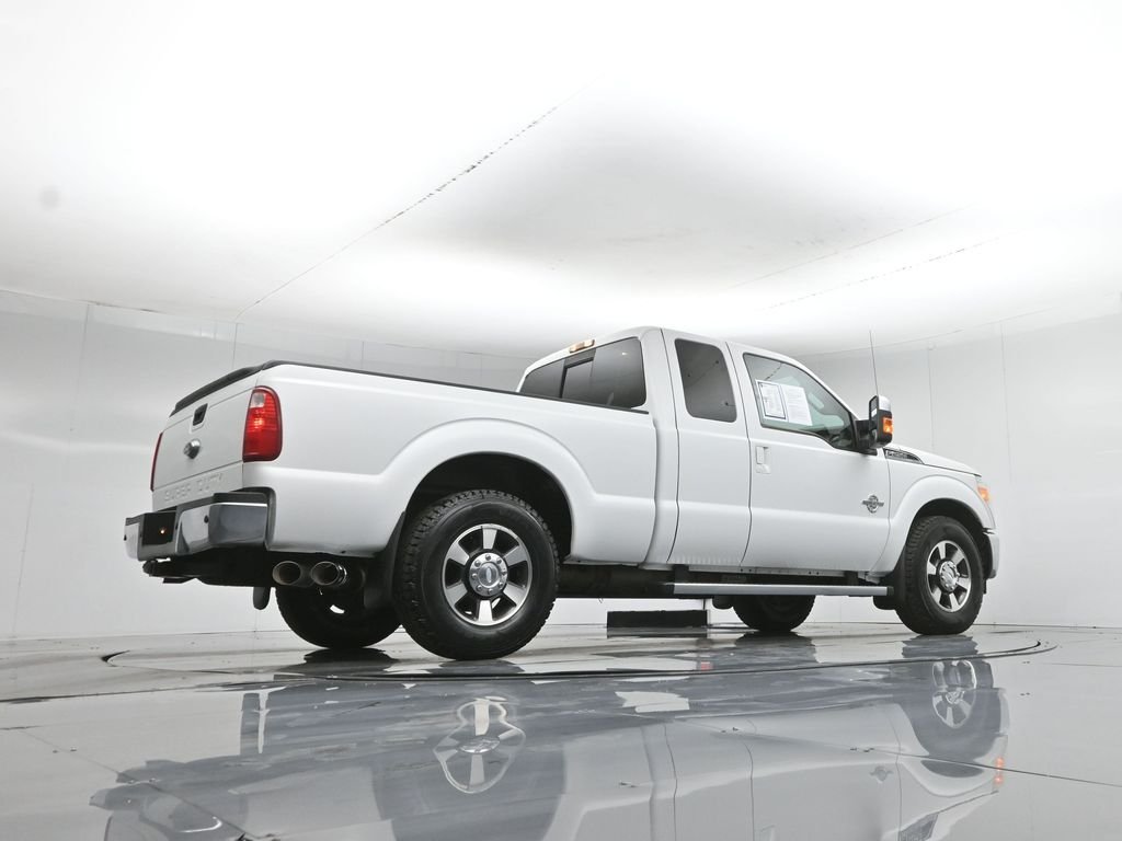 Used 2013 White Ford Lariat image 48