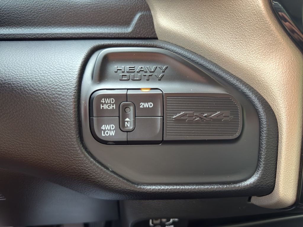 Used 2024 Granite Crystal Metallic Clearcoat Ram Laramie image 22
