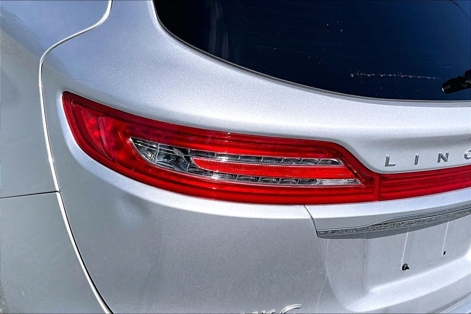 Used 2019 Ingot Silver Lincoln Reserve image 29