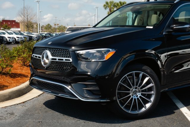 New 2026 Obsidian Black Metallic Mercedes-Benz GLE 350 image 21