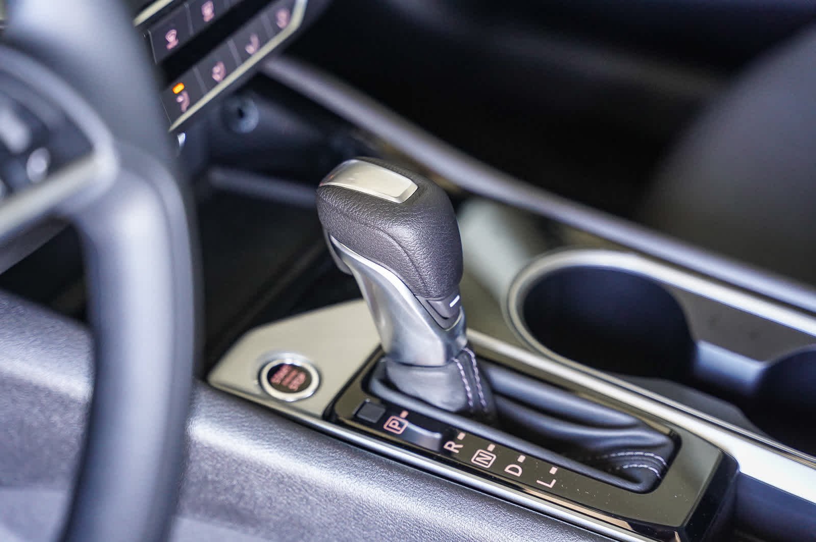 2025 Nissan Altima SV - Photo 19