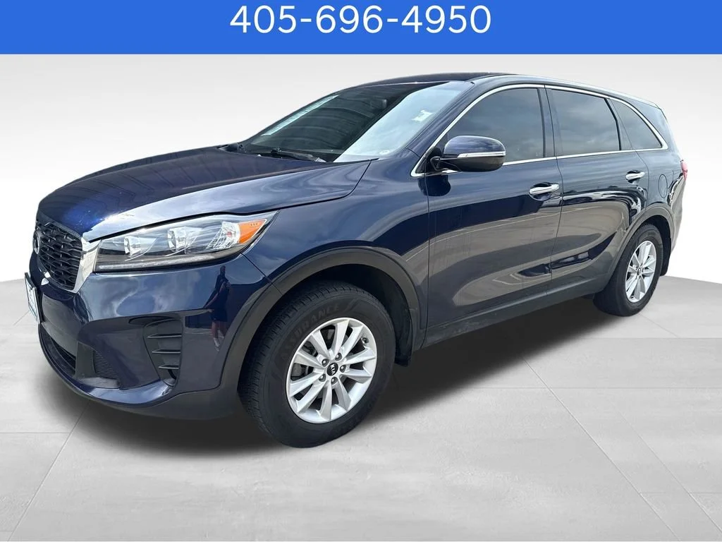 Pre-Owned 2020 Kia Sorento LX