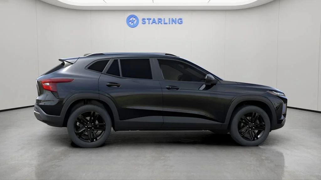 New 2026 Mosaic Black Metallic Chevrolet ACTIV image 4
