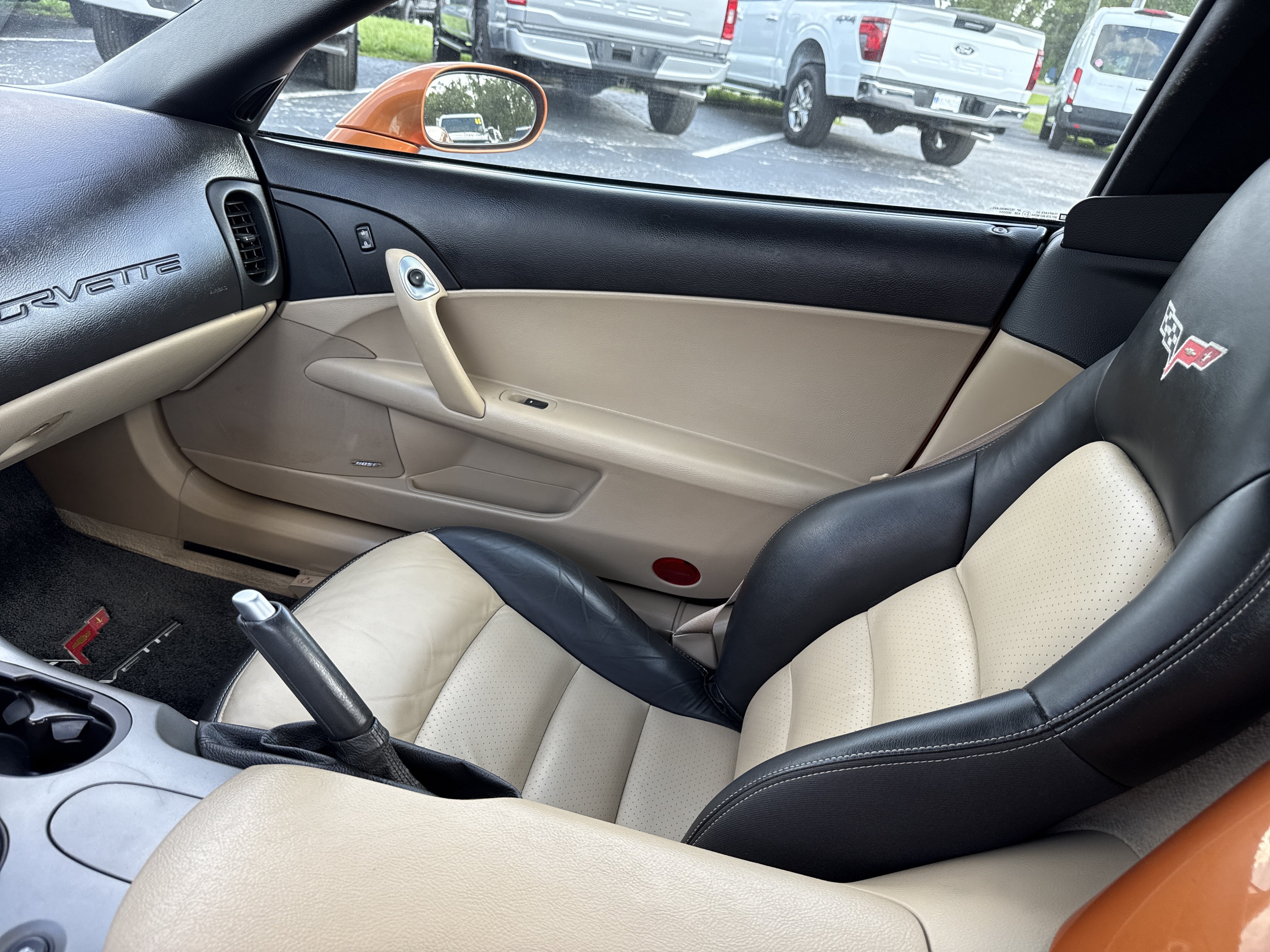 Used 2007 Atomic Orange Metallic Chevrolet Base image 27