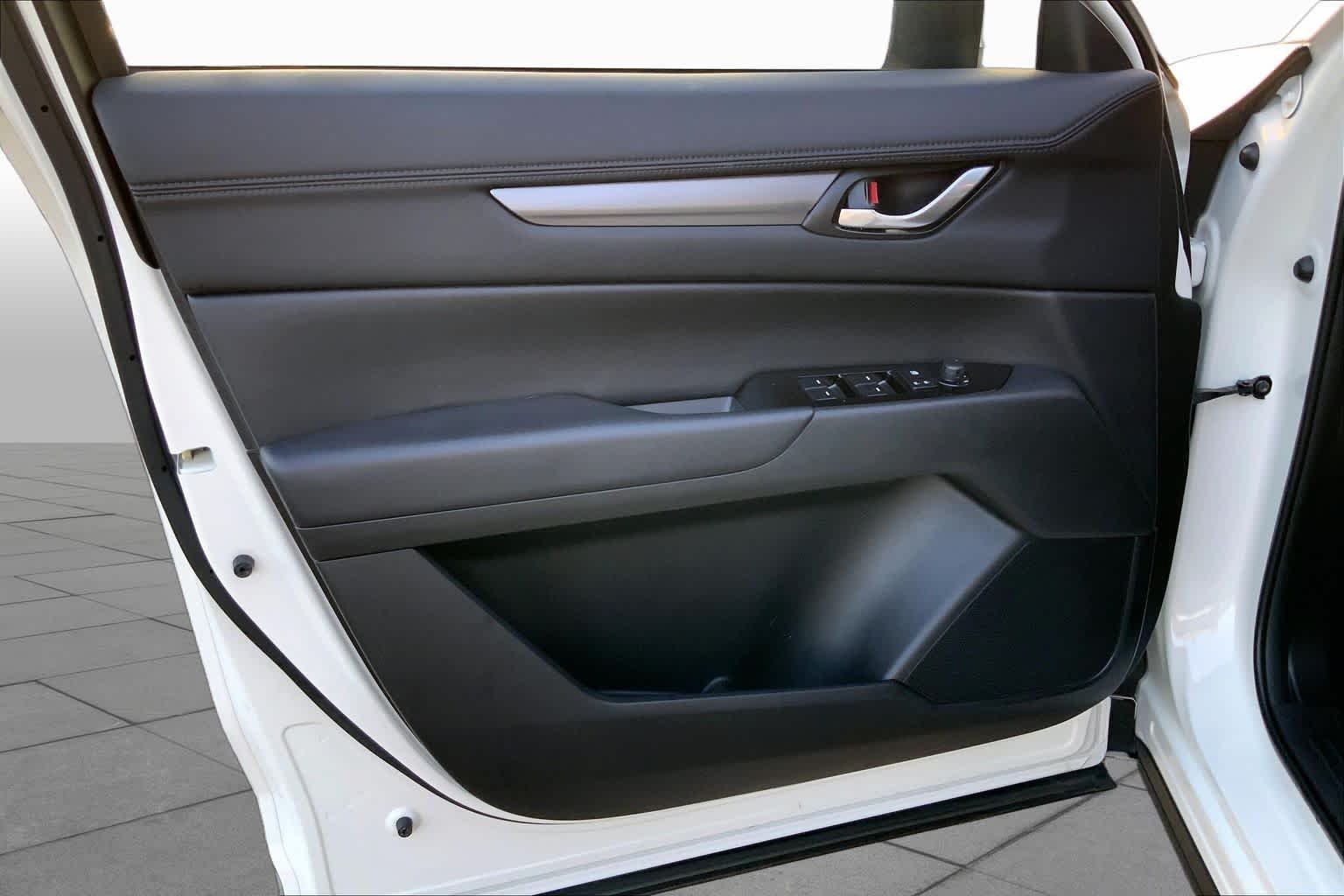 Used 2025 Rhodium White Metallic Mazda 2.5 S Preferred Package image 20