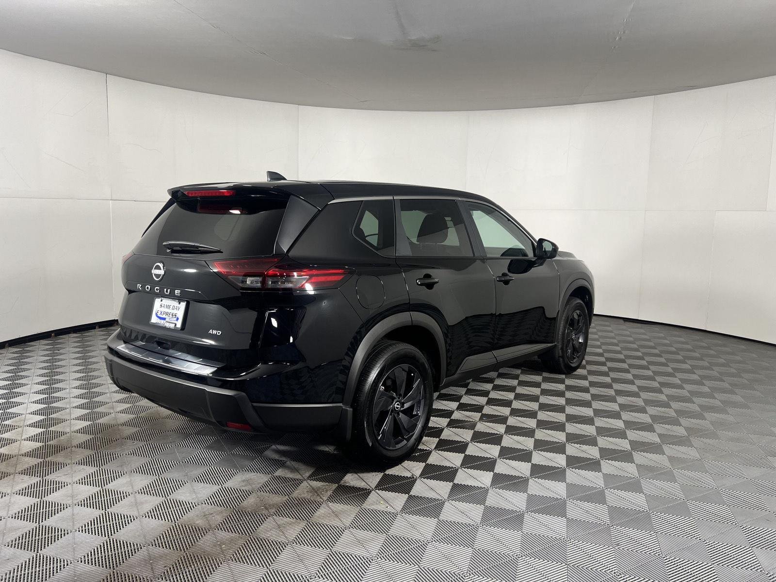Certified Used 2026 Super Black Nissan SV image 35