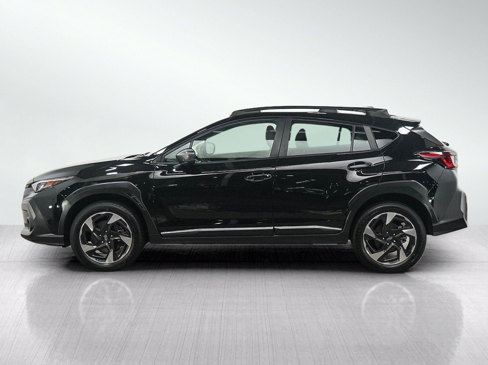 Used 2024 Subaru Crosstrek Limited with VIN 4S4GUHM6XR3726648 for sale in Burnsville, Minnesota