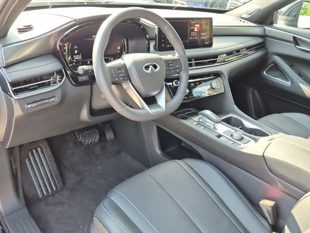 New 2027 MINERAL BLACK INFINITI Sport AWD image 13