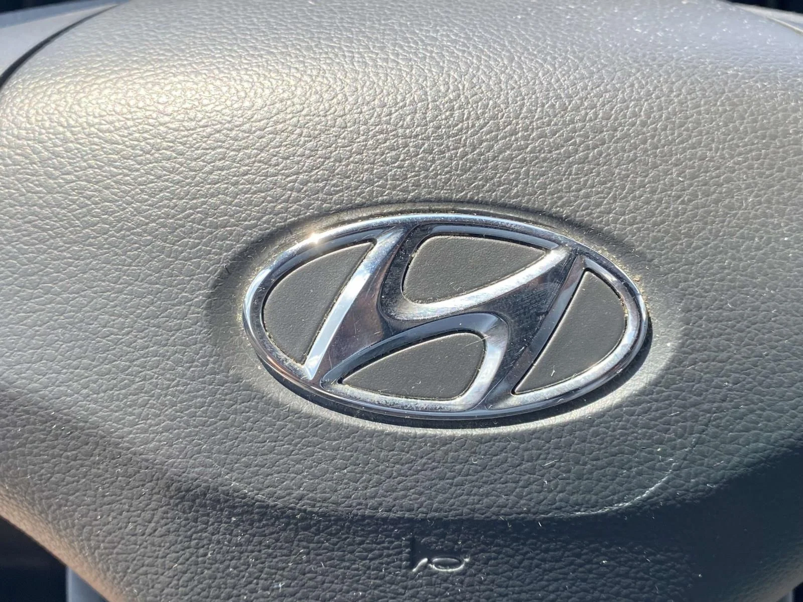 Used 2023 Silver Hyundai SEL image 26