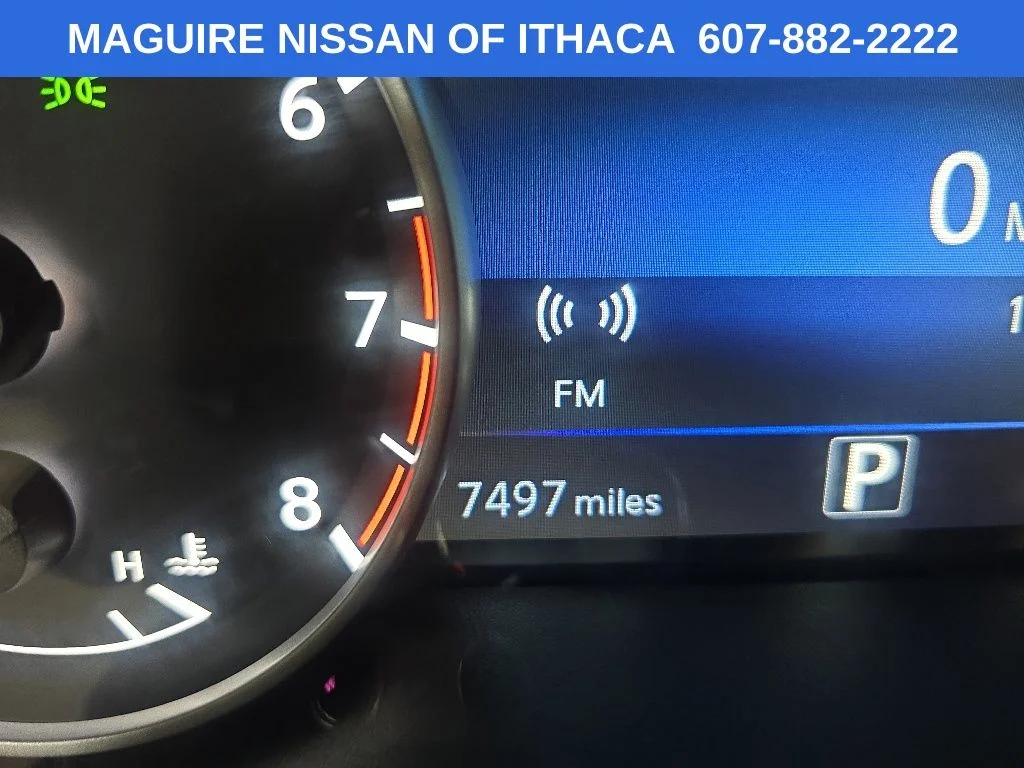 Used 2024 Gray Nissan SV image 22