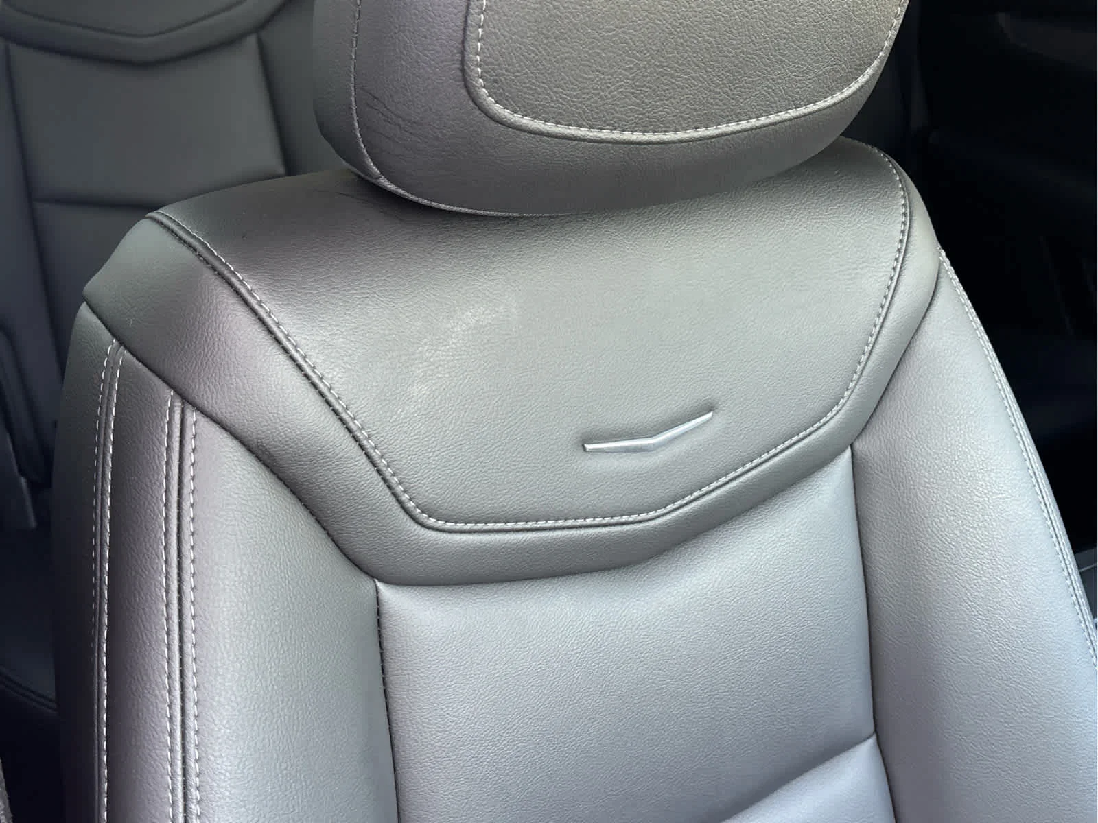Certified Used 2022 Crystal White Tricoat Cadillac Luxury image 13